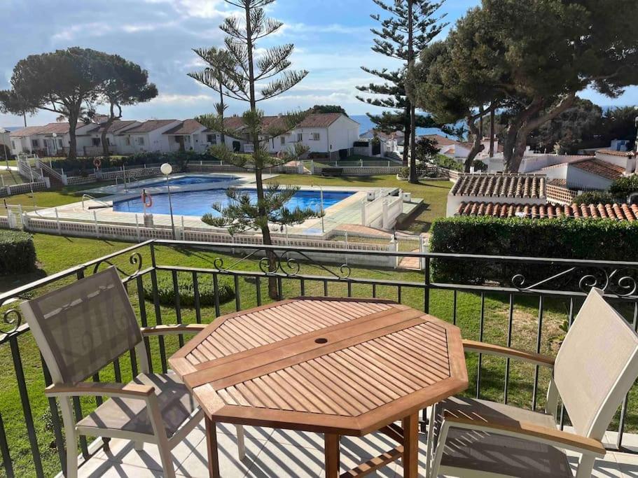 Ferienwohnung Precioso Loft Con Piscina Y Vistas La Cala De Mijas Exterior foto